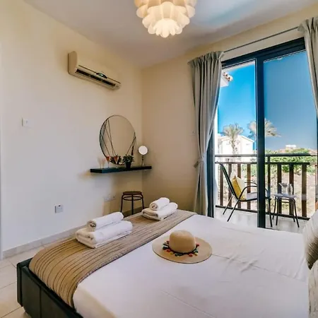 Elisa Villa Paralimni